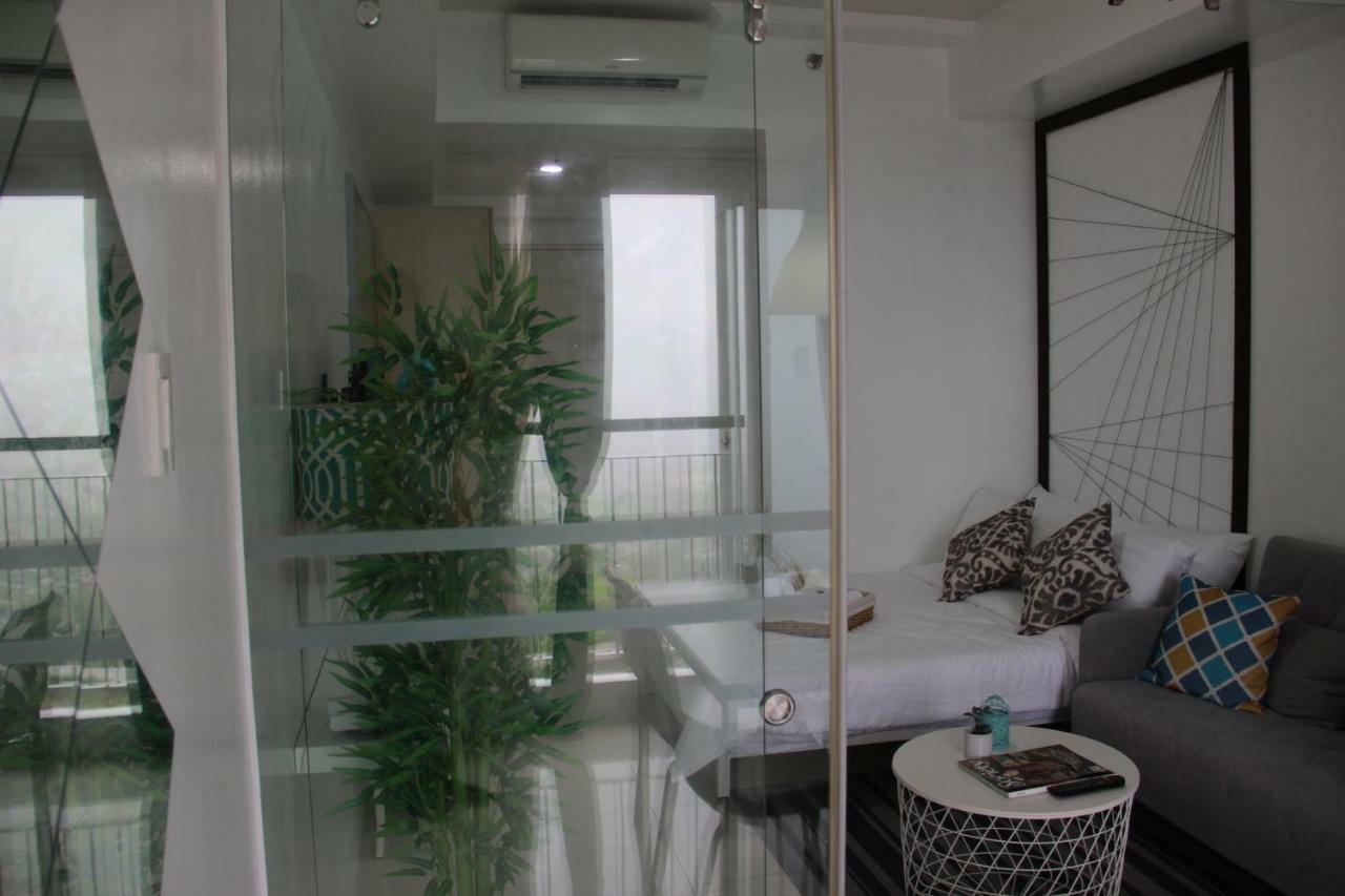 Smdc Wind Residences Tagaytay With Balcony 19Th Floor Tagaytay City Exteriör bild