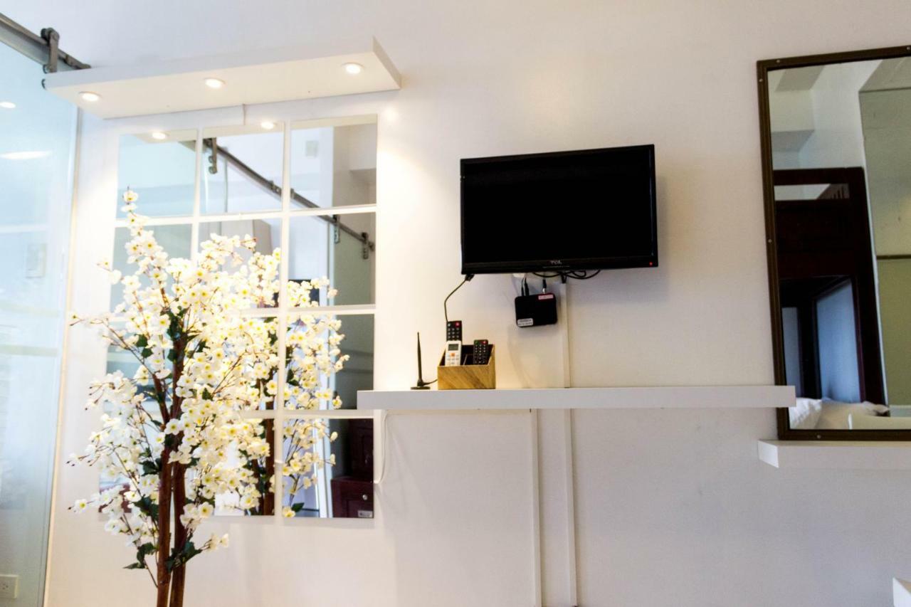 Smdc Wind Residences Tagaytay With Balcony 19Th Floor Tagaytay City Exteriör bild