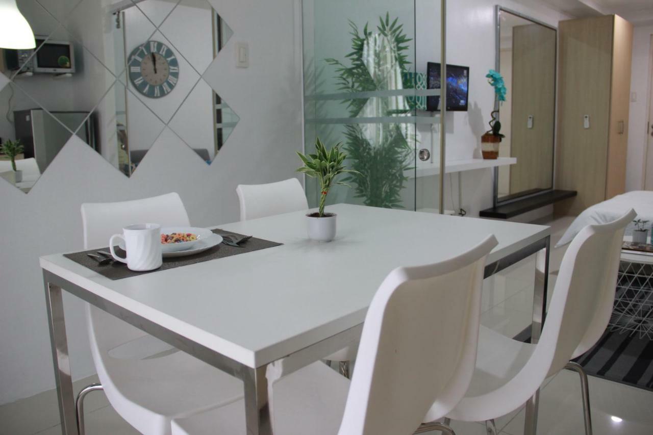 Smdc Wind Residences Tagaytay With Balcony 19Th Floor Tagaytay City Exteriör bild